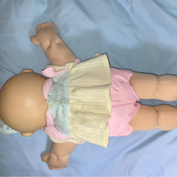 Full size Cabbage Patch baby Doll - Picture 5 of 7